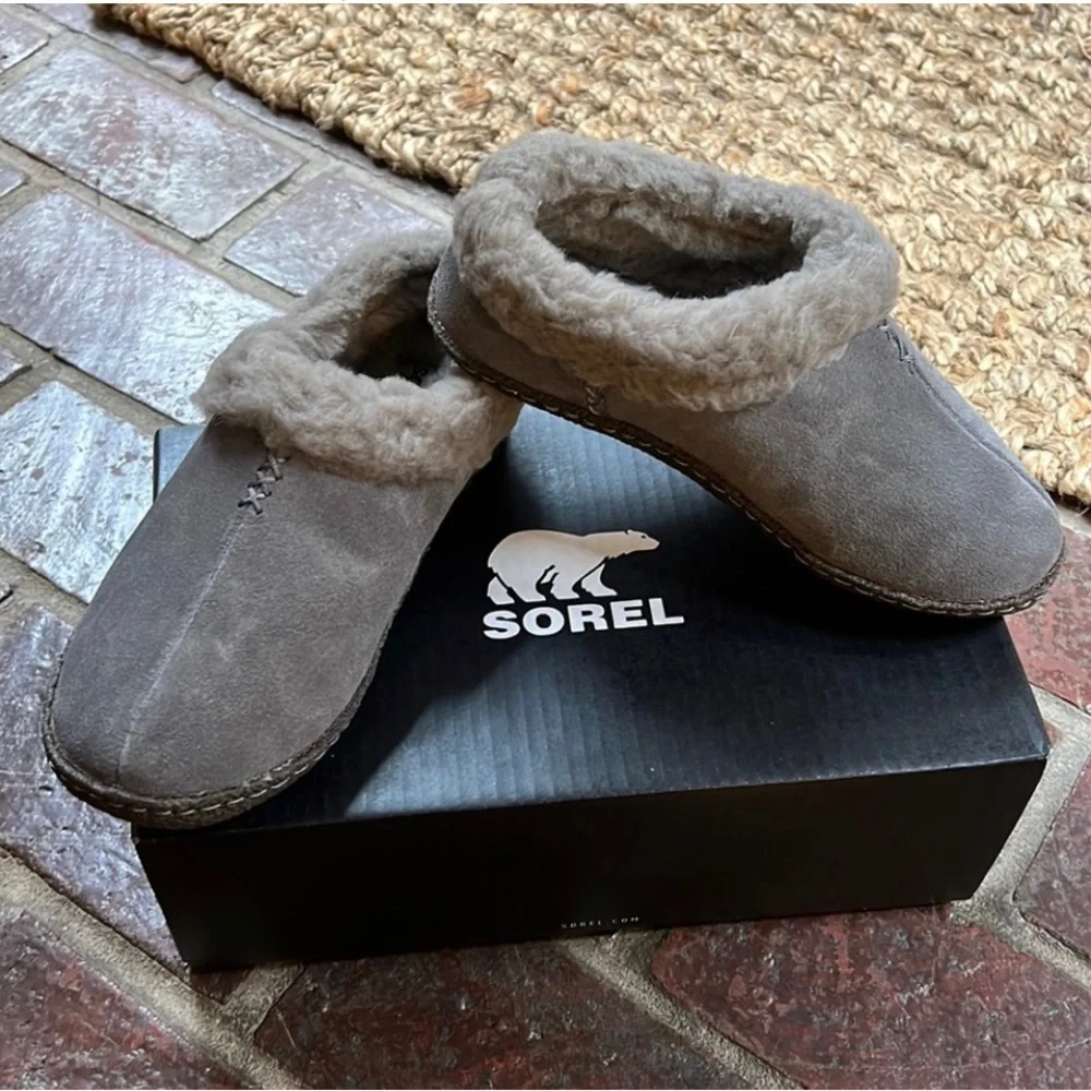 Sorel Nakiska shoes - Picture 1 of 6